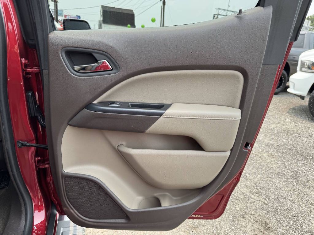2017 GMC Canyon Image 21