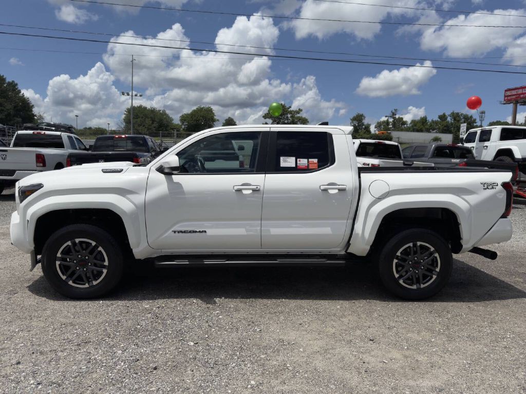 2024 Toyota Tacoma Image 4