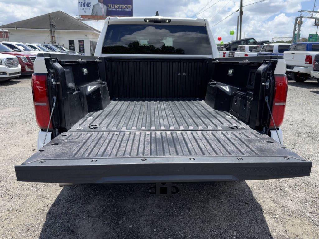 2024 Toyota Tacoma Image 7