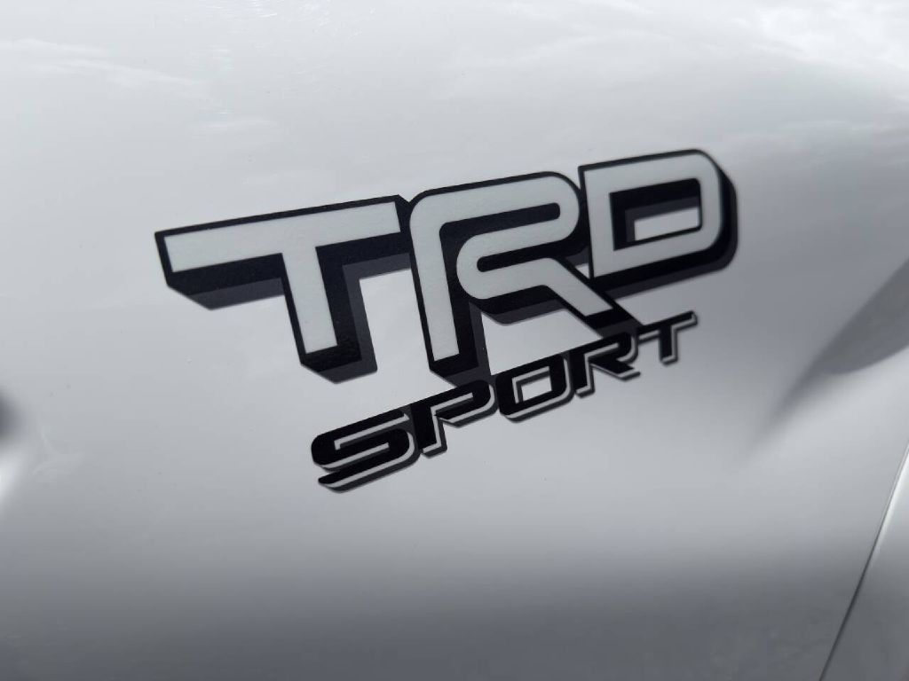 2024 Toyota Tacoma Image 10