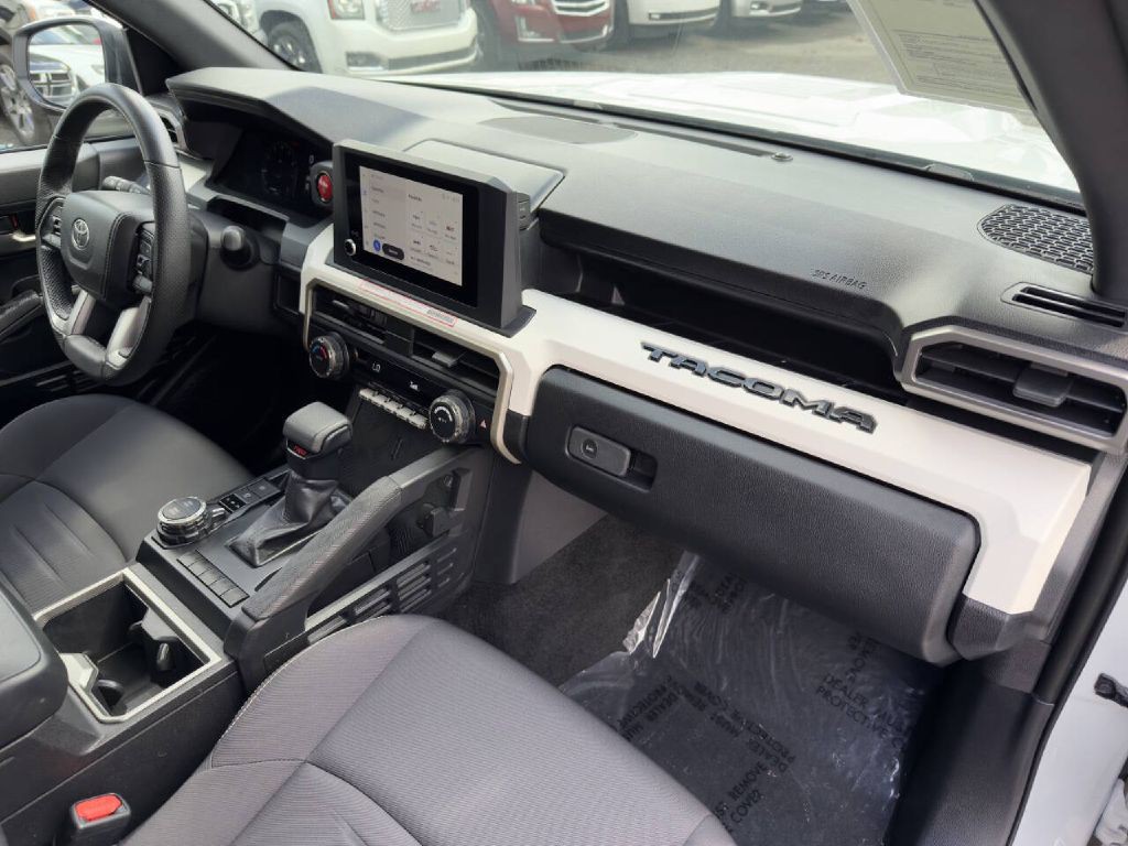 2024 Toyota Tacoma Image 16