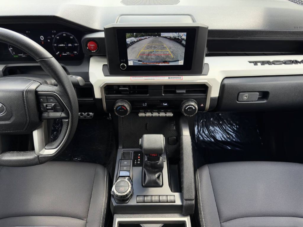 2024 Toyota Tacoma Image 22
