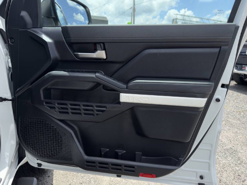 2024 Toyota Tacoma Image 24