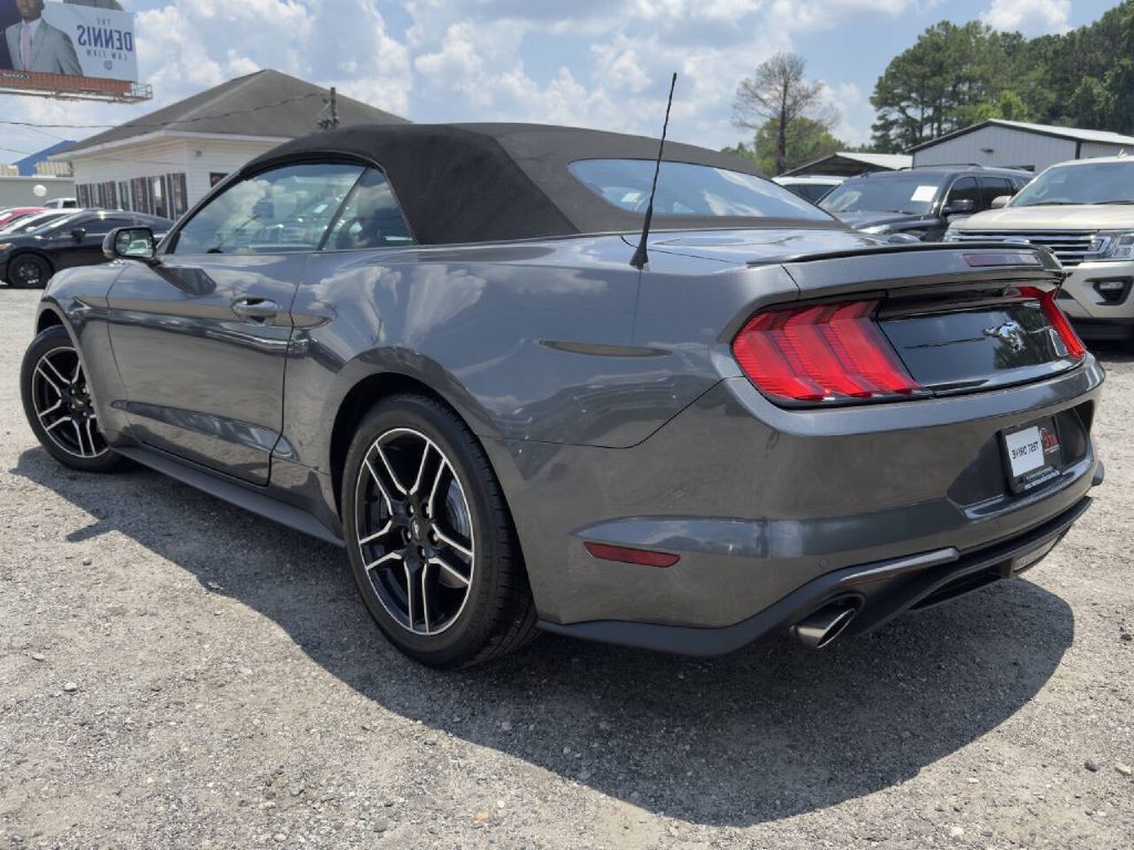 2020 Ford Mustang Image 6