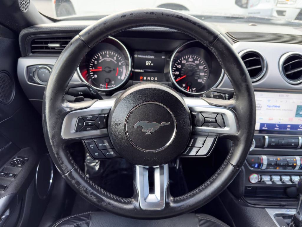 2020 Ford Mustang Image 22