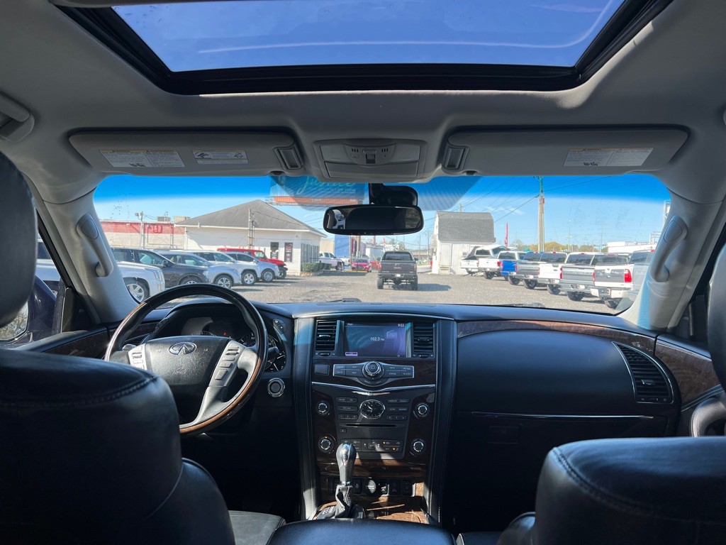 2016 INFINITI QX80 Image 22
