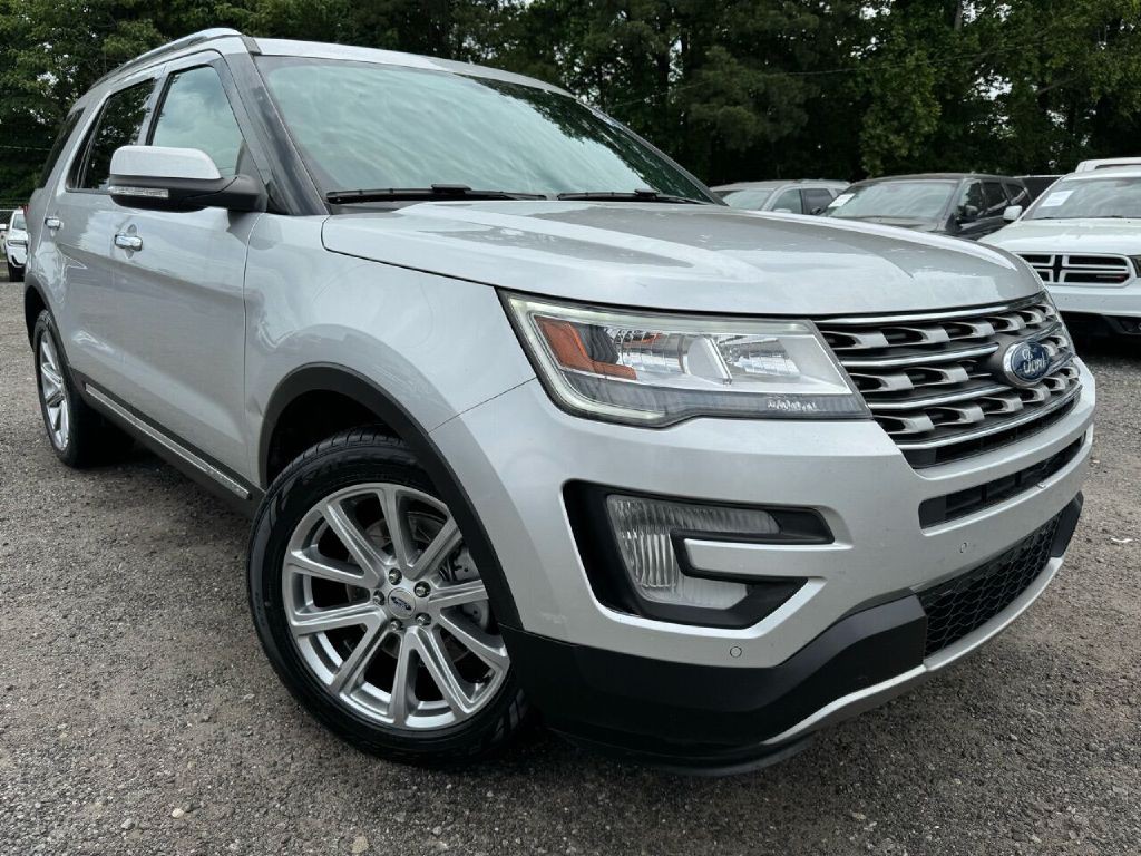 2017 Ford Explorer Image 3