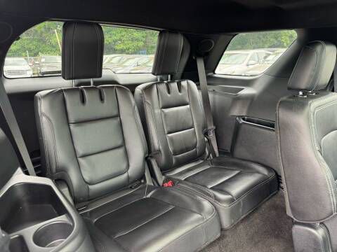 2017 Ford Explorer Image 7