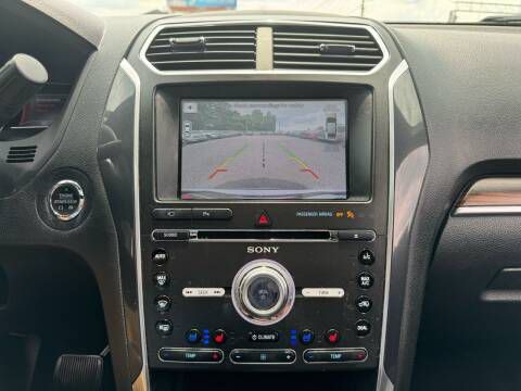 2017 Ford Explorer Image 14