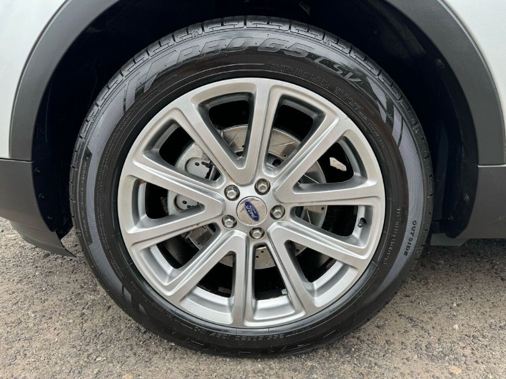 2017 Ford Explorer Image 21