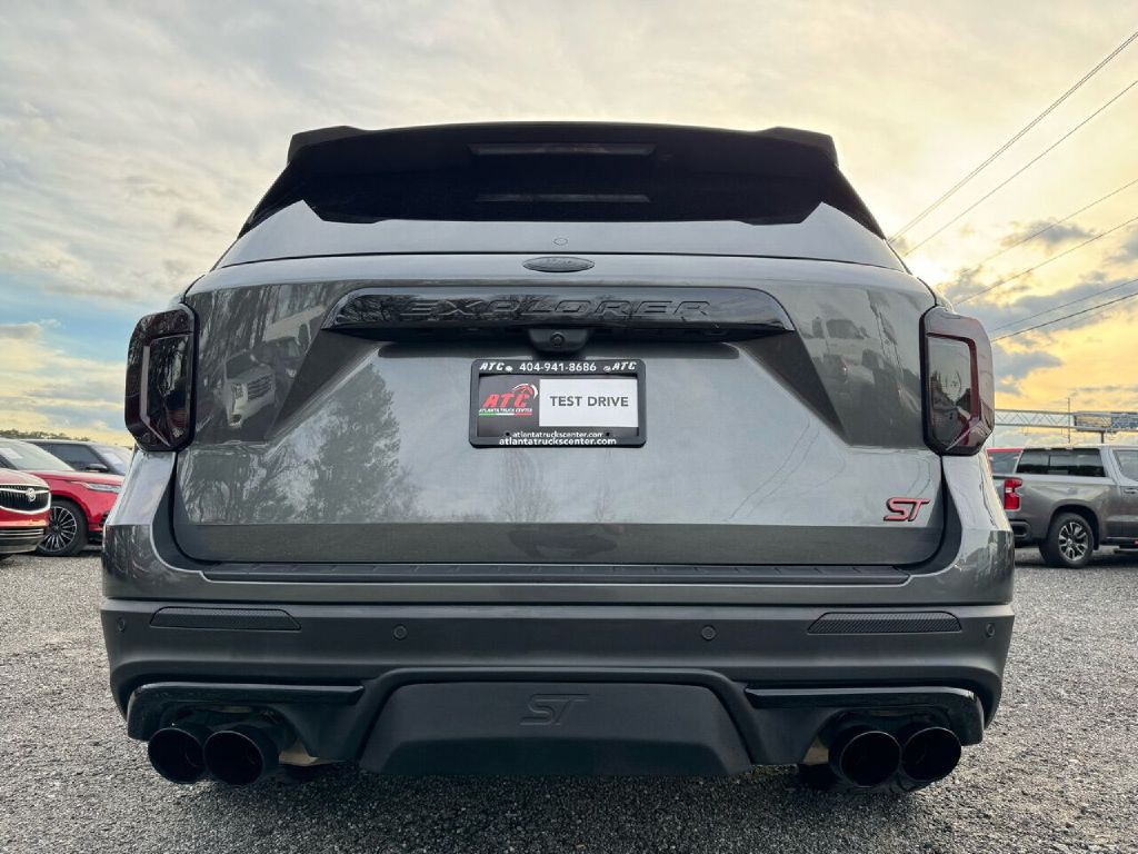 2020 Ford Explorer Image 4