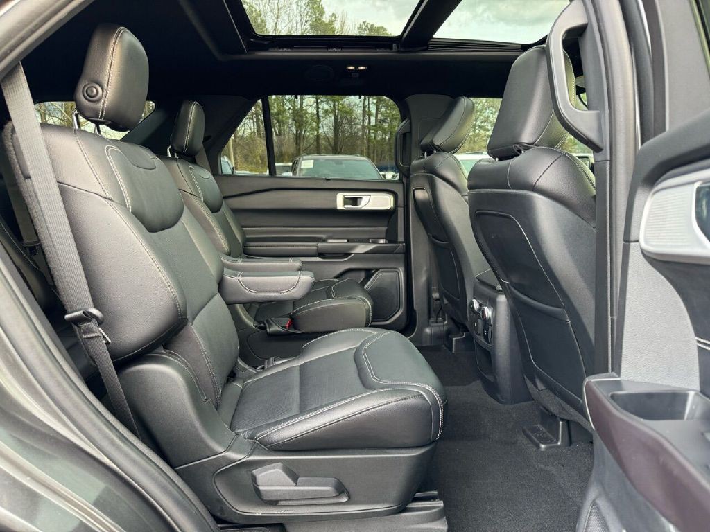 2020 Ford Explorer Image 17