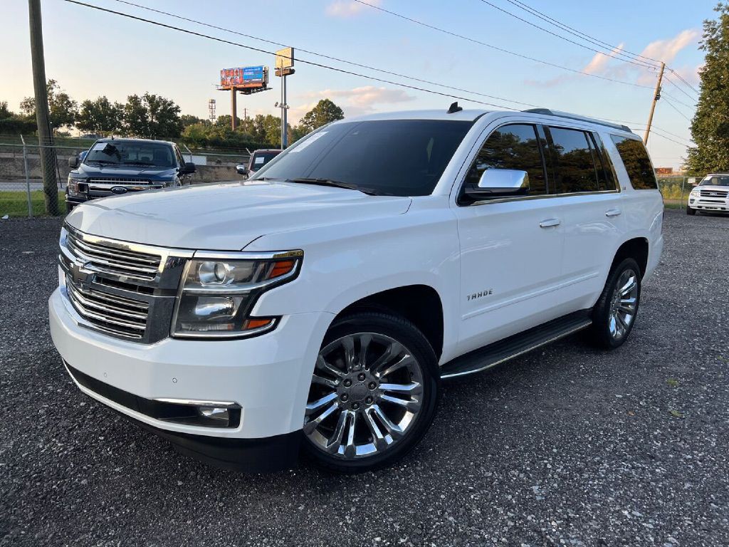 2015 Chevrolet Tahoe Image 2