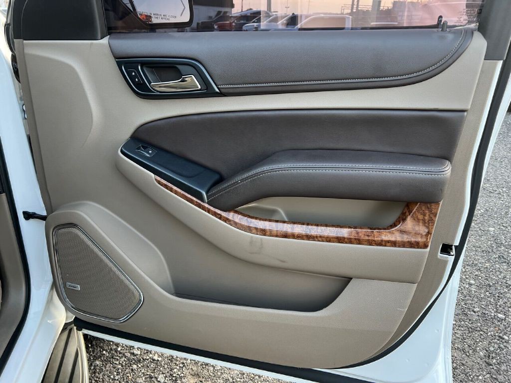 2015 Chevrolet Tahoe Image 16