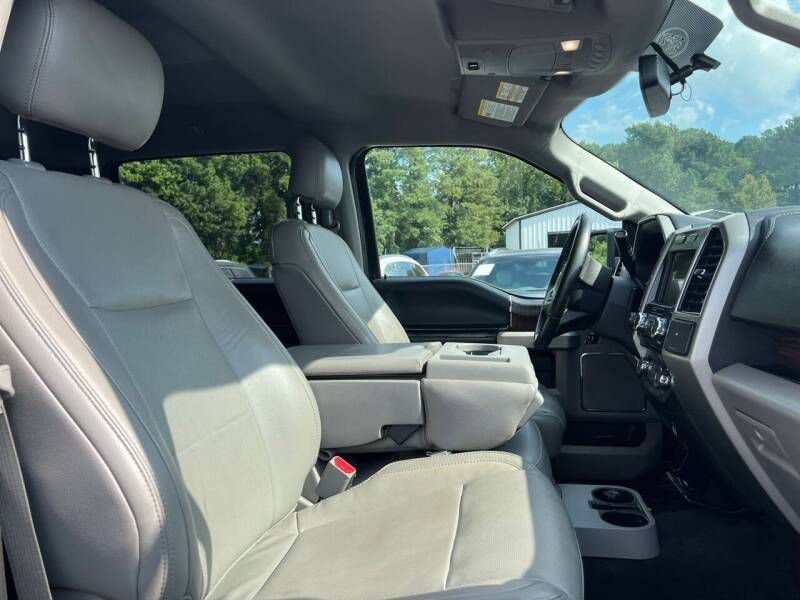 2017 Ford F-150 Image 12