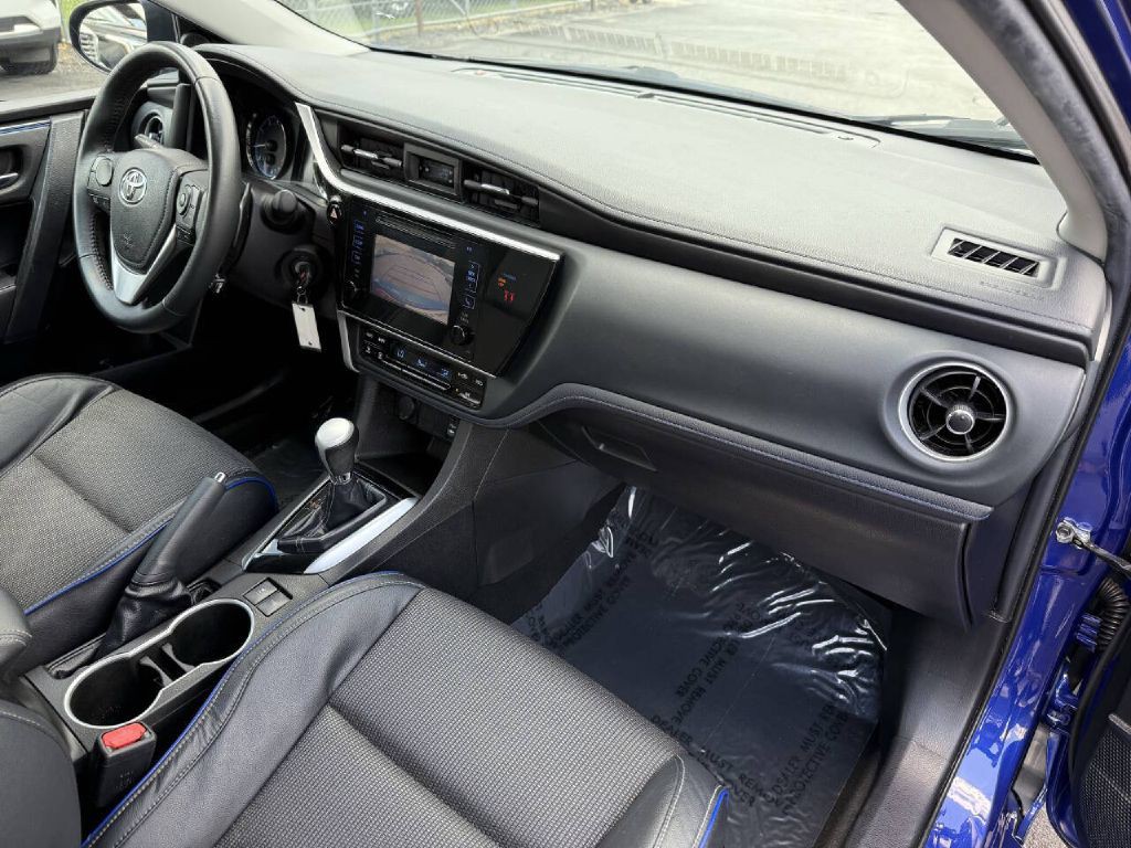 2019 Toyota Corolla Image 16