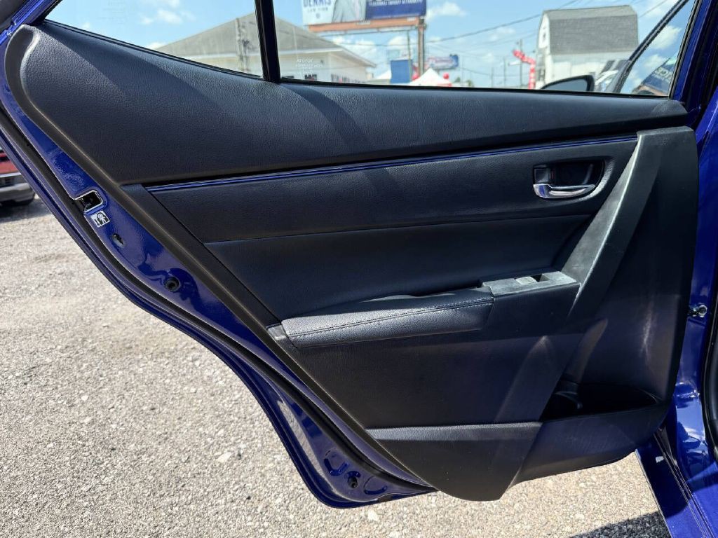 2019 Toyota Corolla Image 20