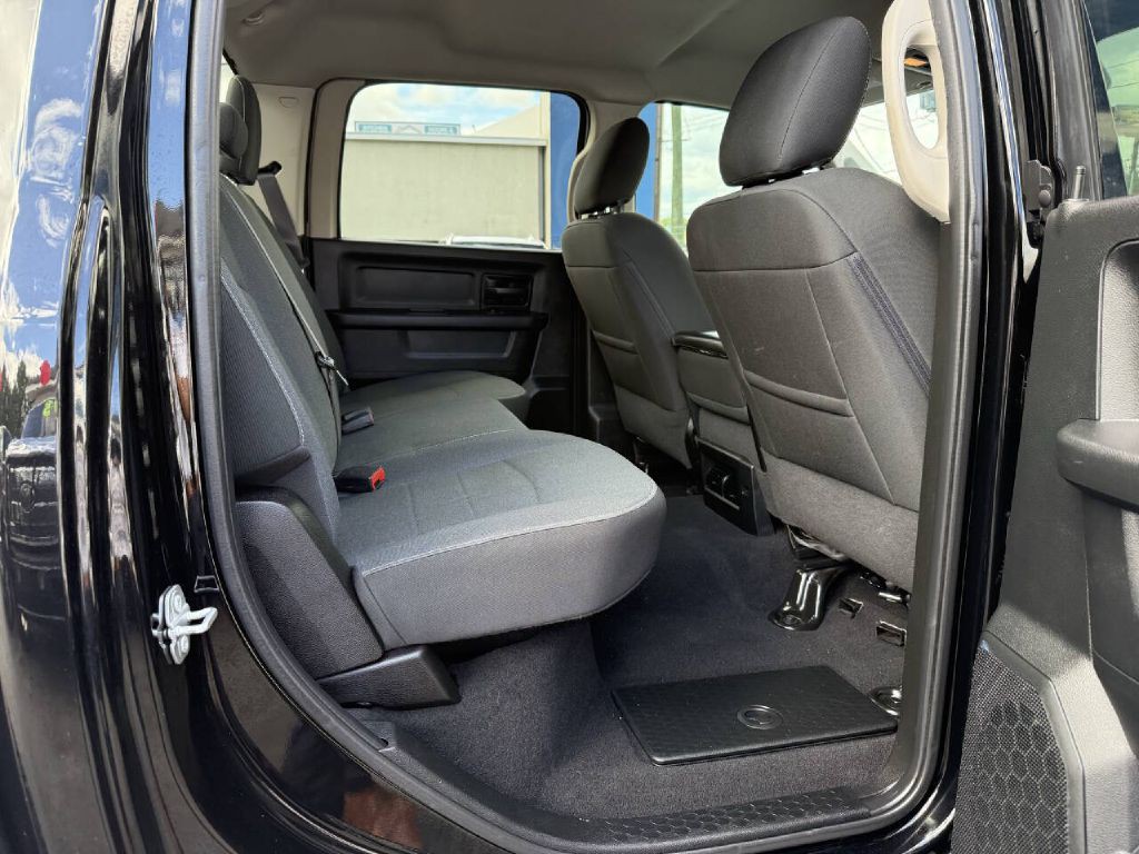 2021 RAM 1500 Image 11