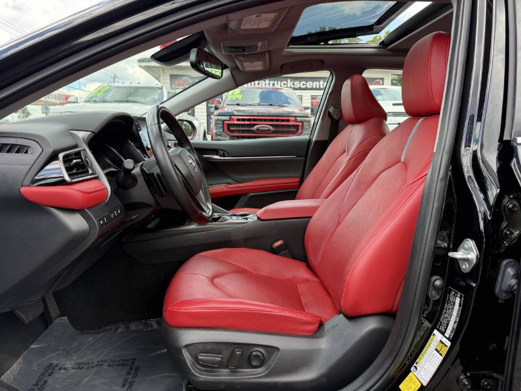 2021 Toyota Camry Image 9