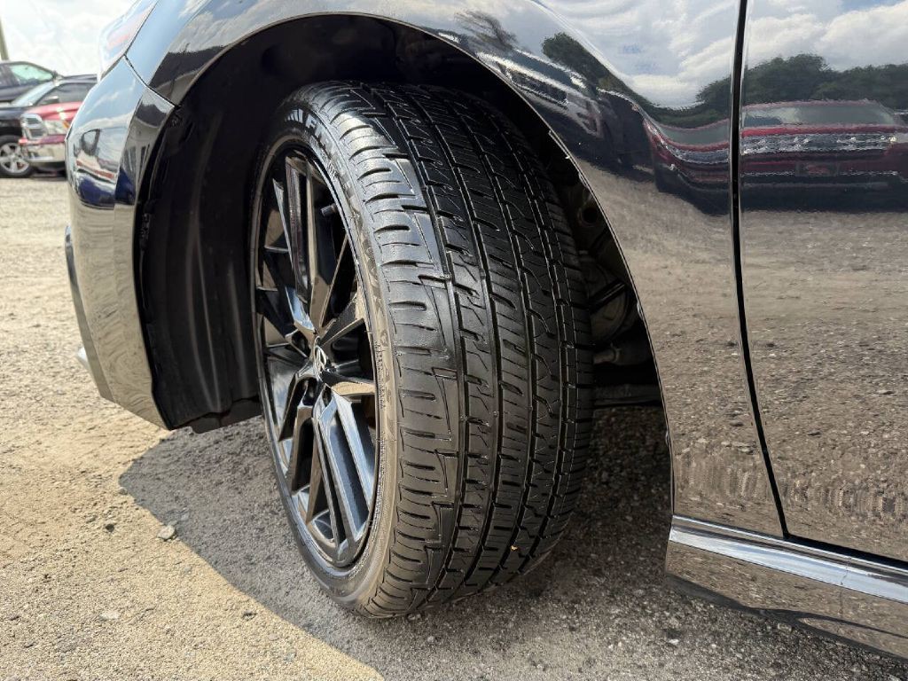 2021 Toyota Camry Image 21