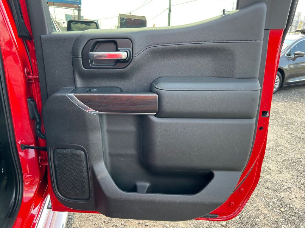 2019 GMC Sierra Image 19