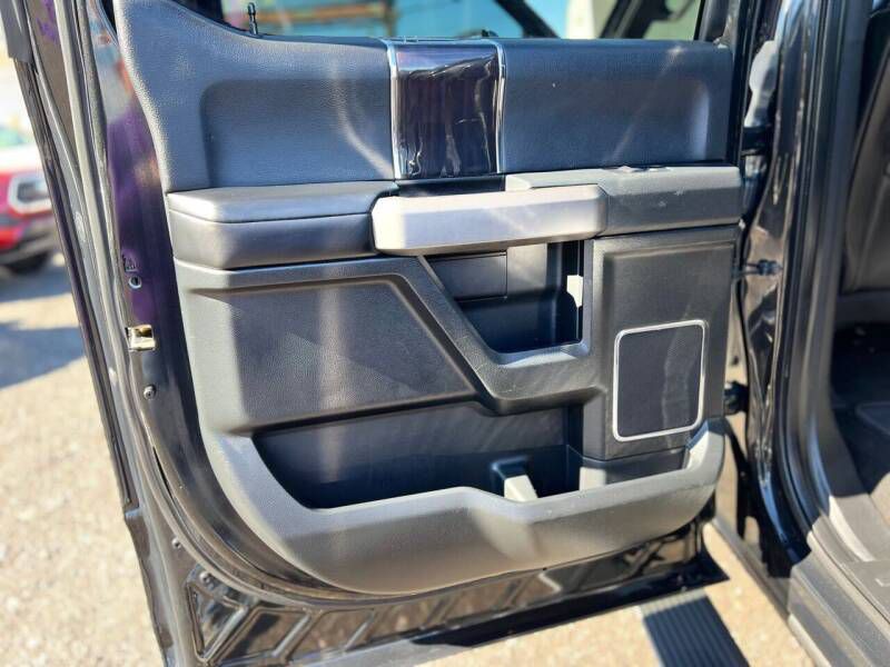 2015 Ford F-150 Image 9