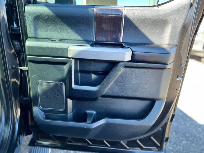 2015 Ford F-150 Image 23