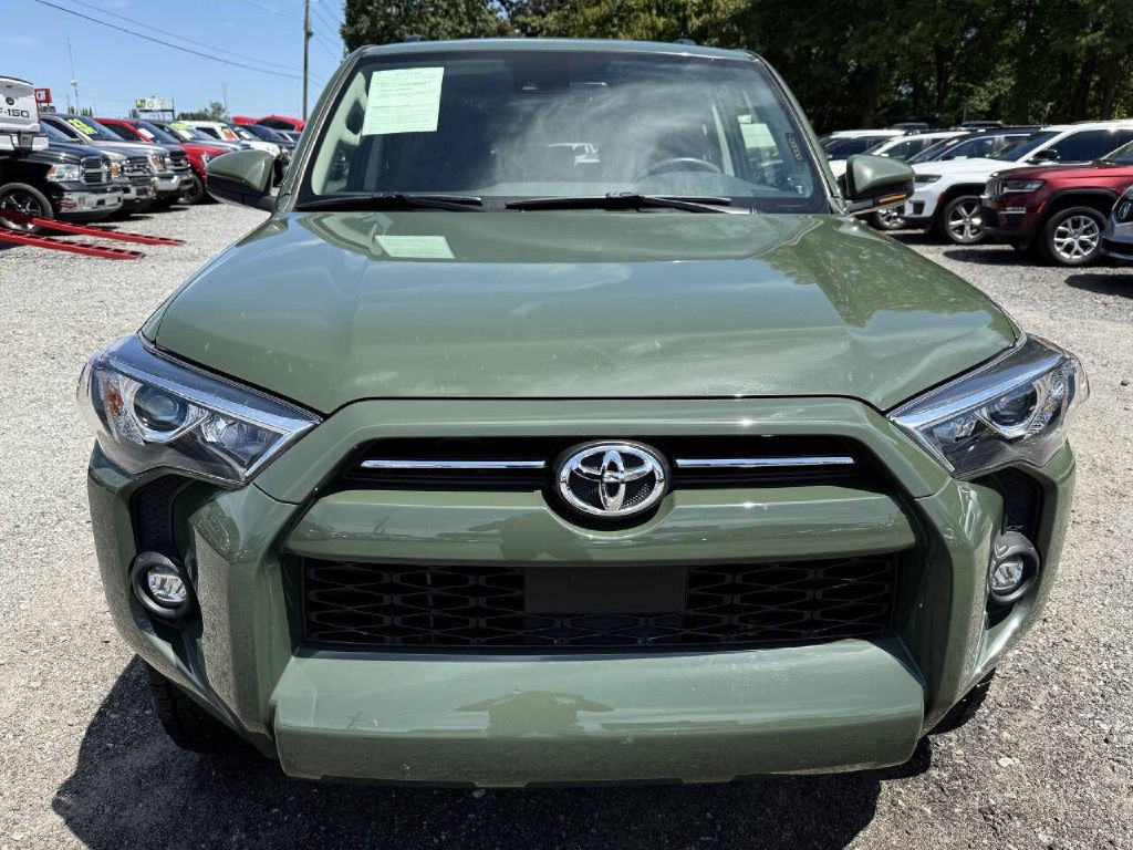2021 Toyota 4Runner Image 1