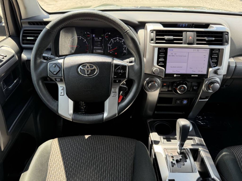 2021 Toyota 4Runner Image 14