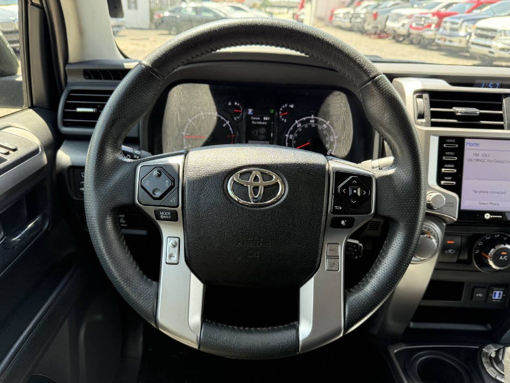 2021 Toyota 4Runner Image 15