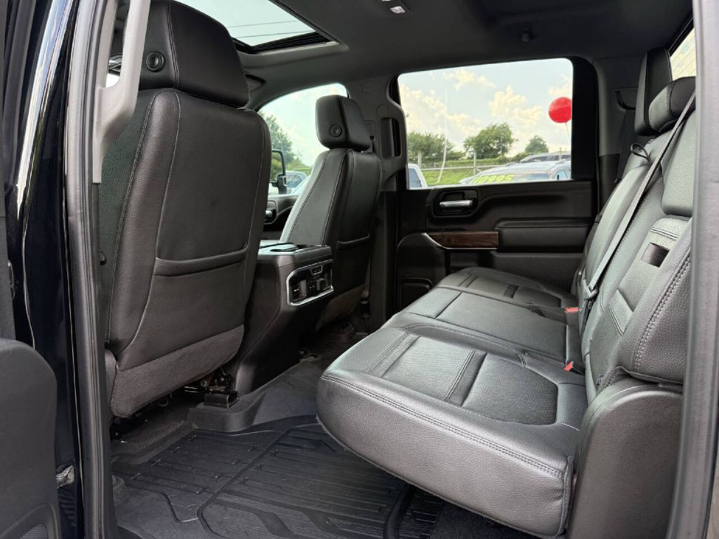 2020 GMC Sierra Image 11