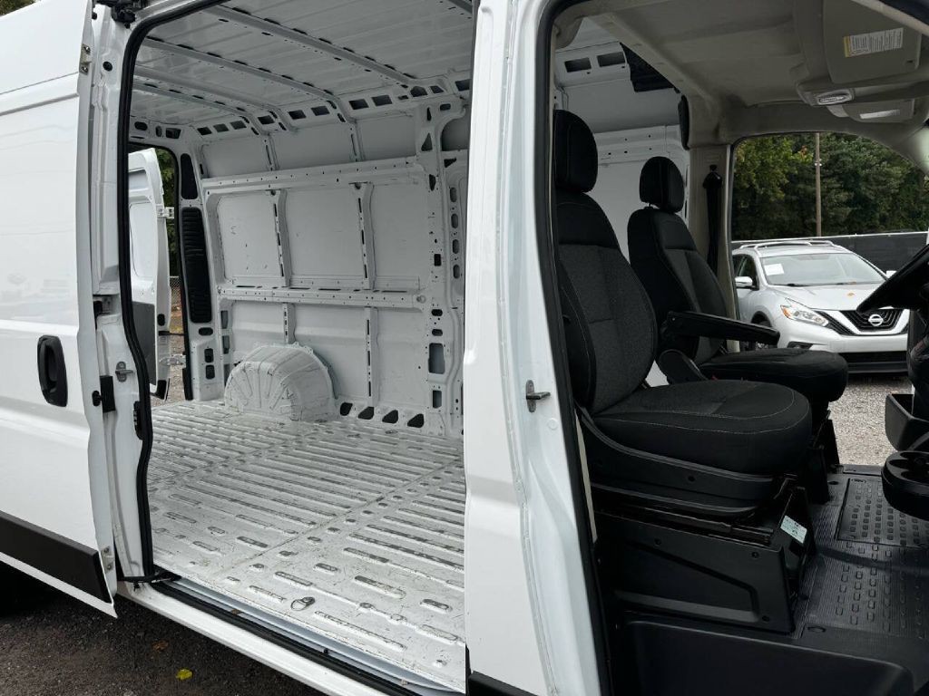 2021 RAM Promaster Image 6