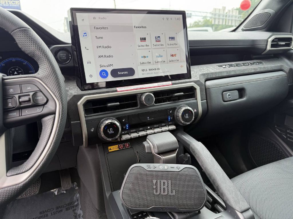 2024 Toyota Tacoma Image 19