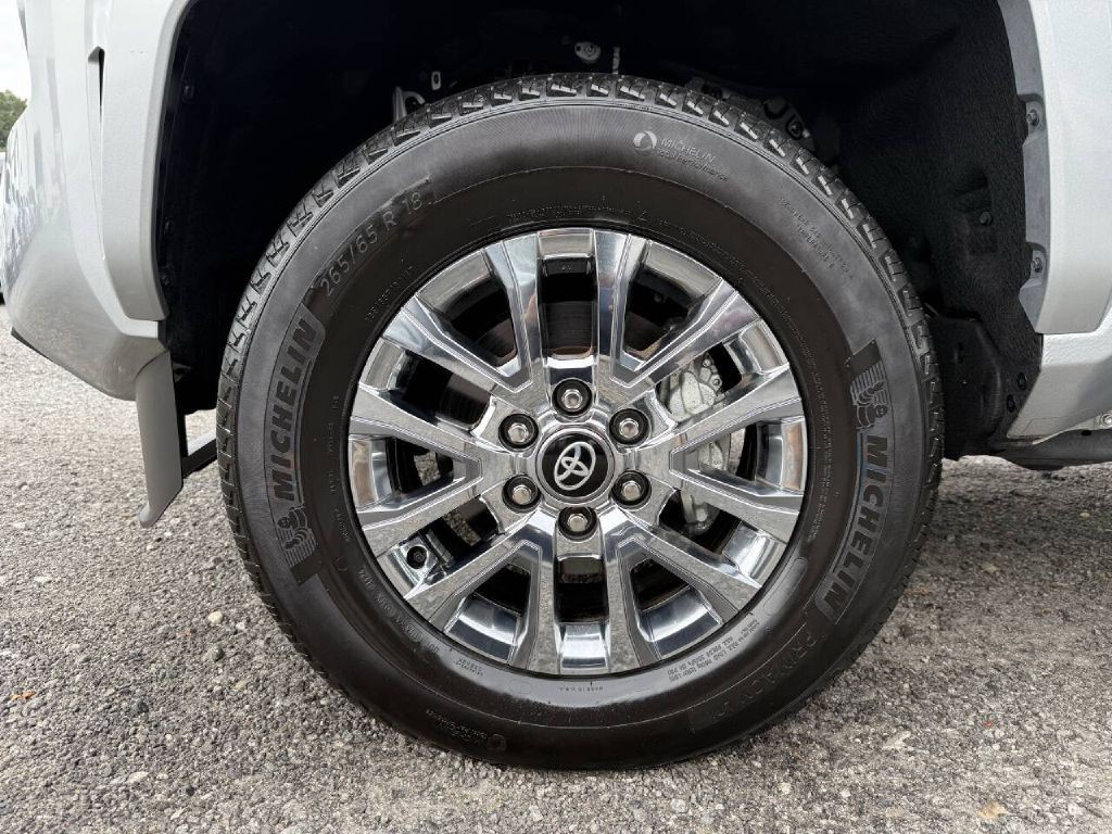 2024 Toyota Tacoma Image 27