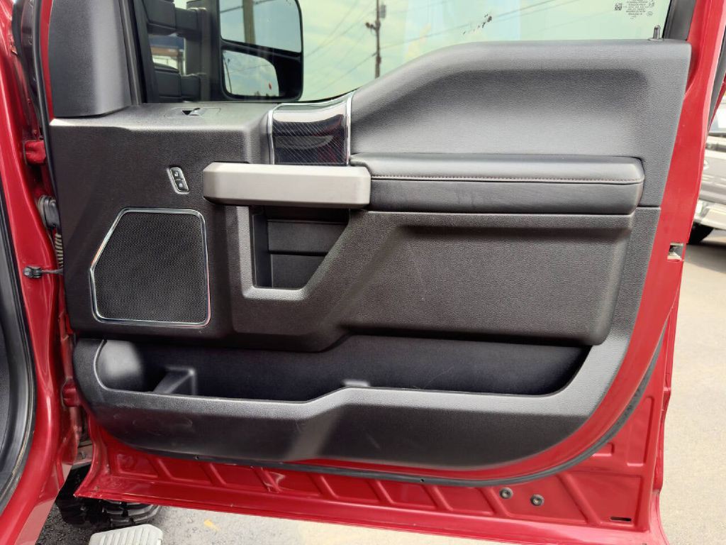 2021 Ford F-250 Image 20
