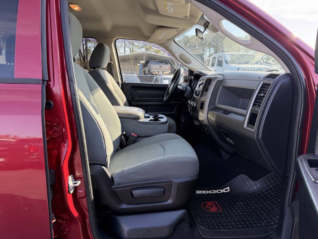 2013 RAM 1500 Image 12