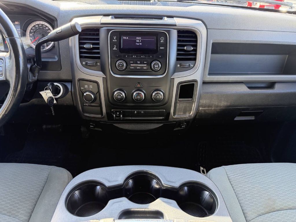 2013 RAM 1500 Image 16