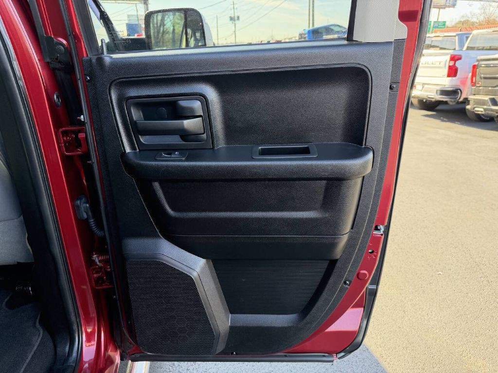 2013 RAM 1500 Image 21