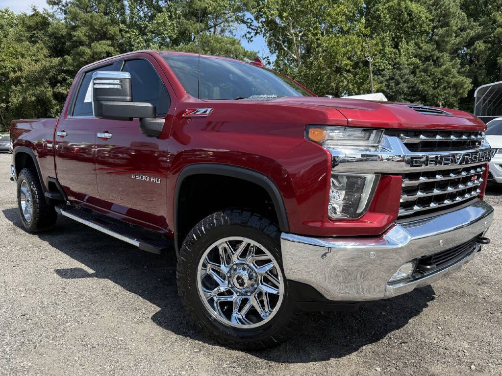 2020 Chevrolet Silverado 1500 Image 2