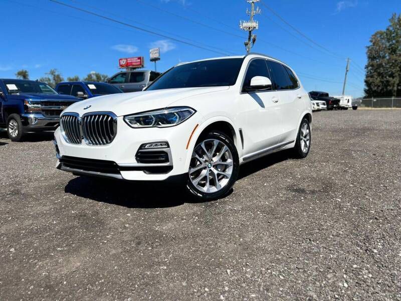 2019 BMW 5 Series Image 2