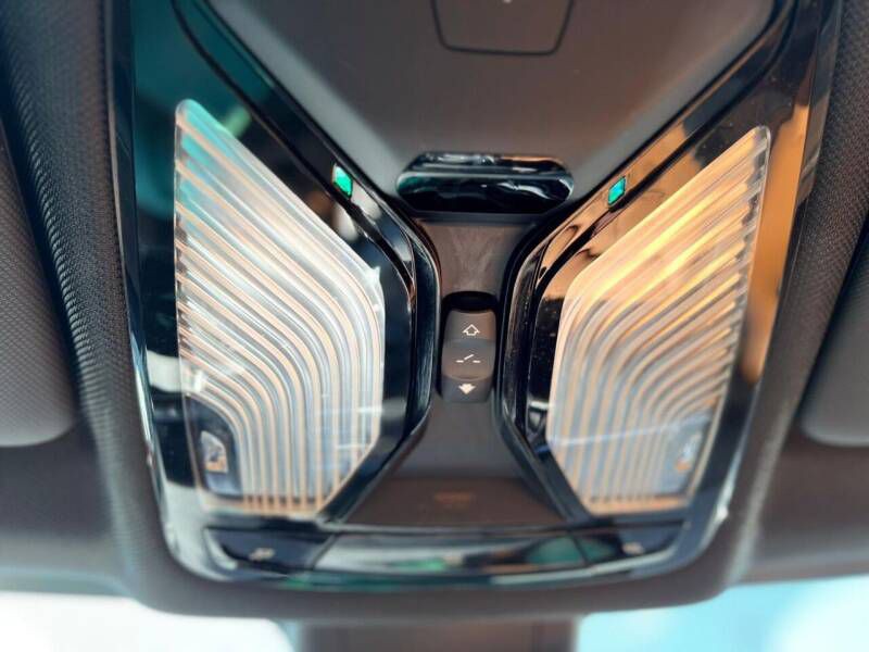2019 BMW 5 Series Image 8