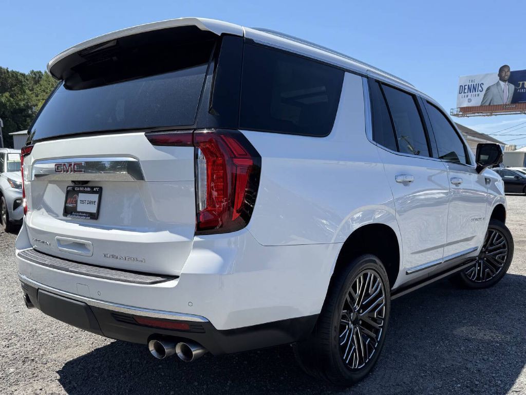 2021 GMC Yukon Image 7
