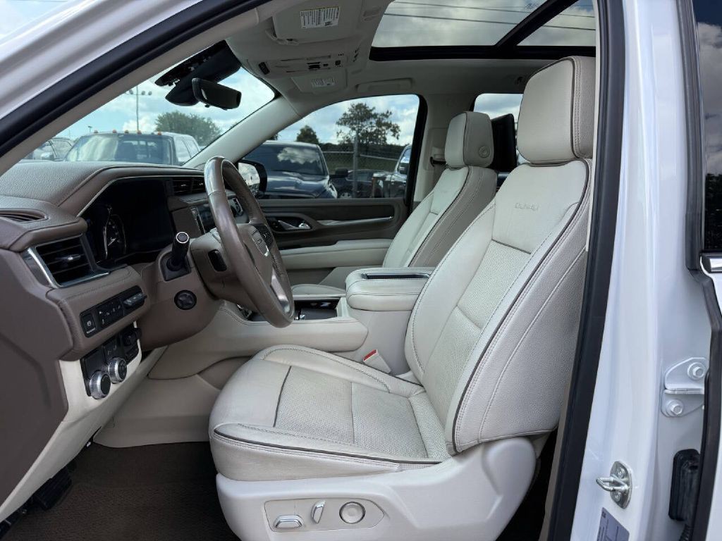 2021 GMC Yukon Image 8