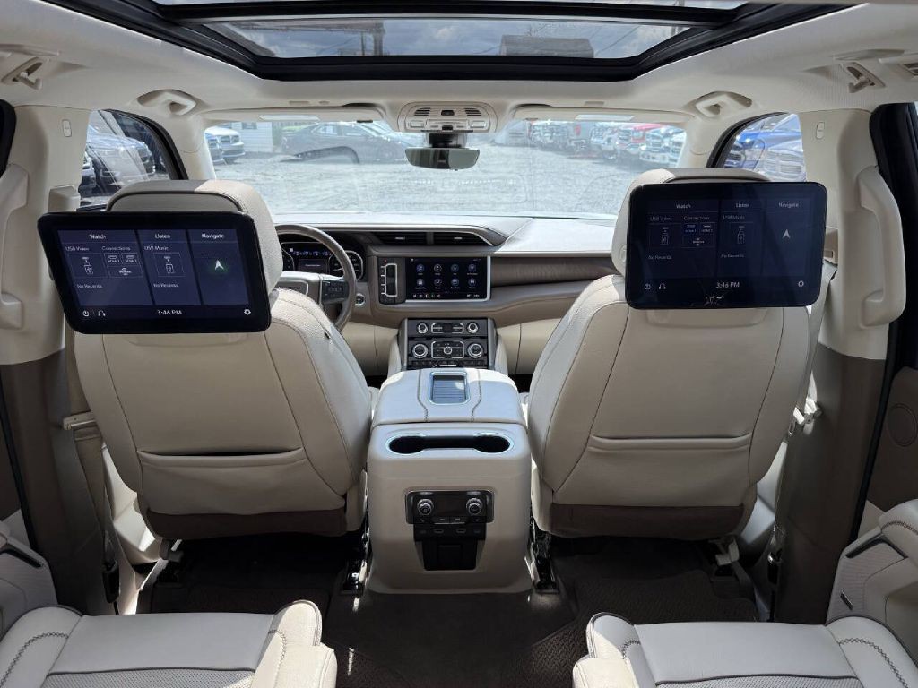 2021 GMC Yukon Image 19