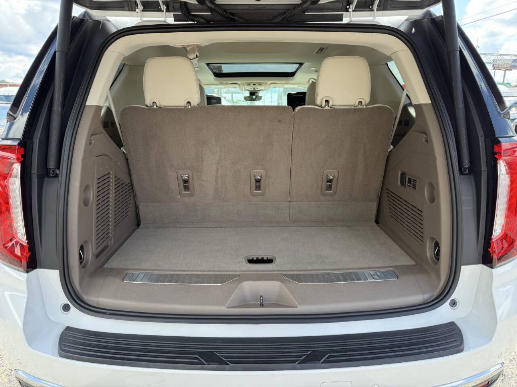 2021 GMC Yukon Image 21