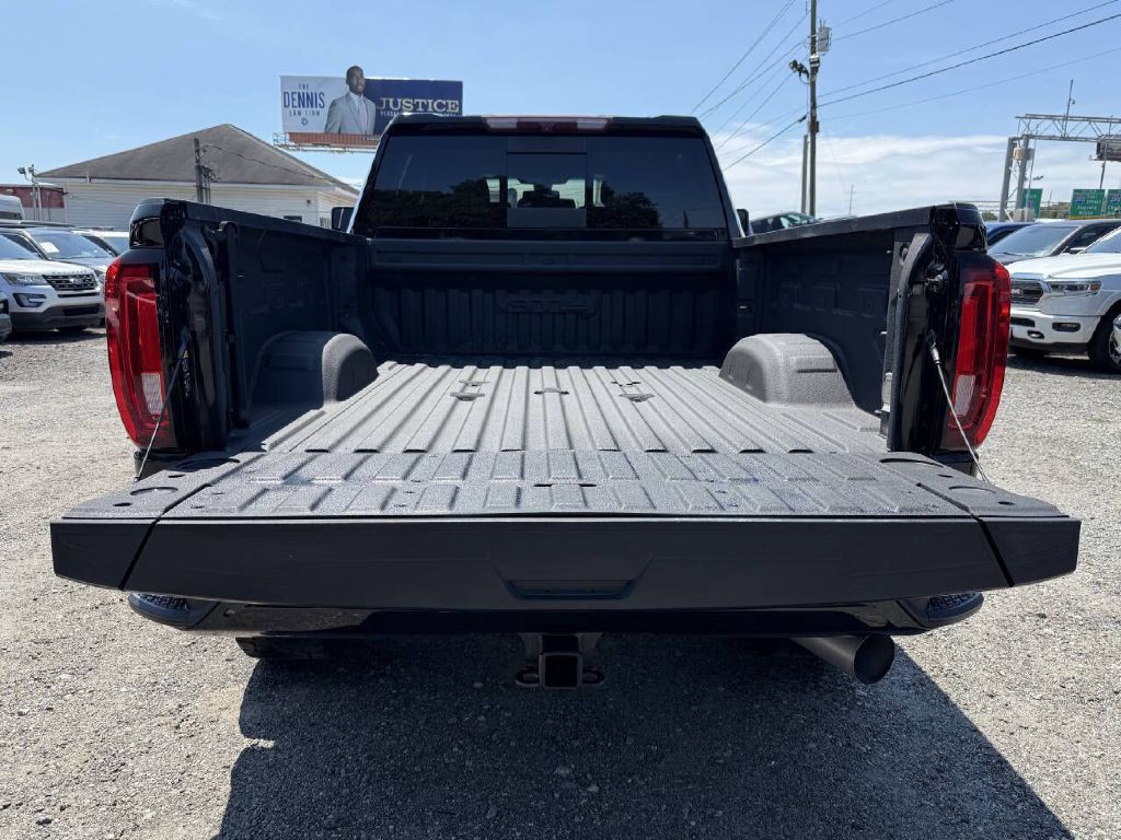 2022 GMC Sierra Image 8