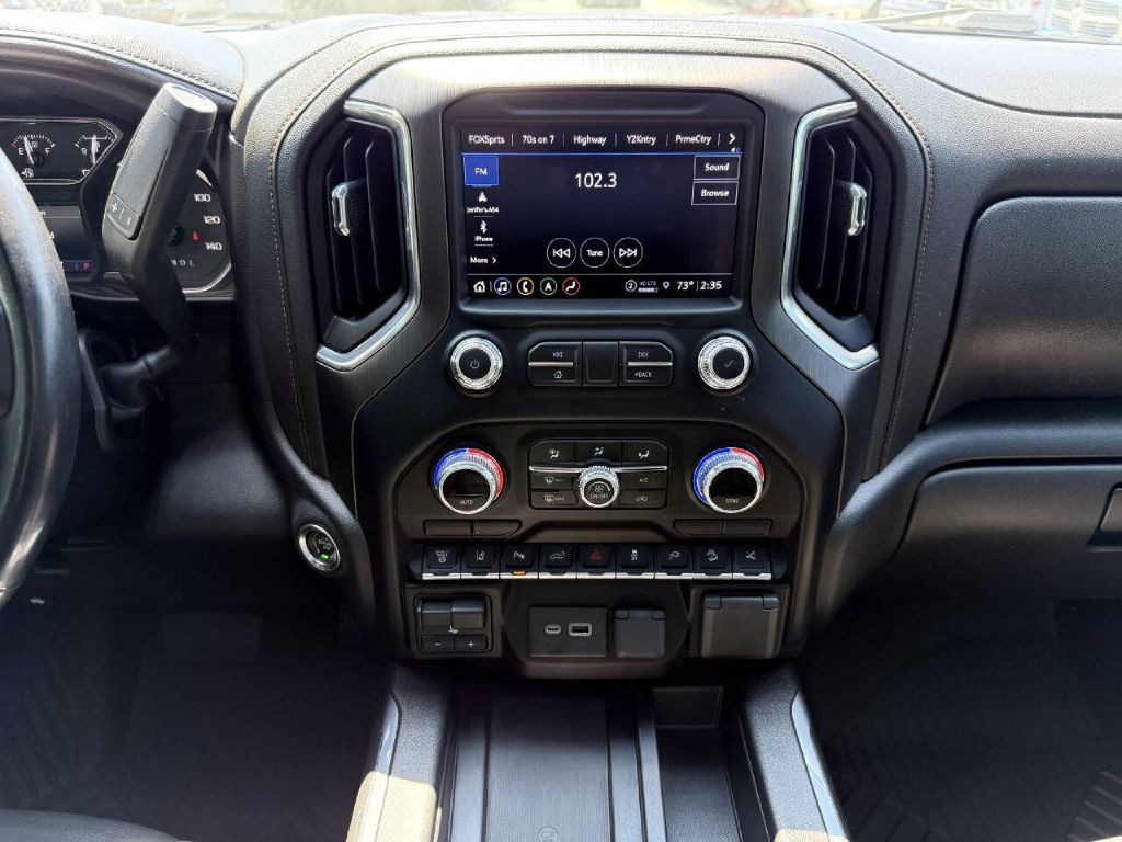 2022 GMC Sierra Image 17