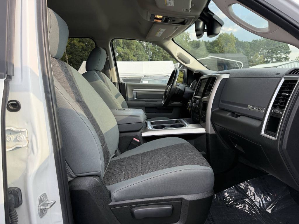 2018 RAM 1500 Image 9