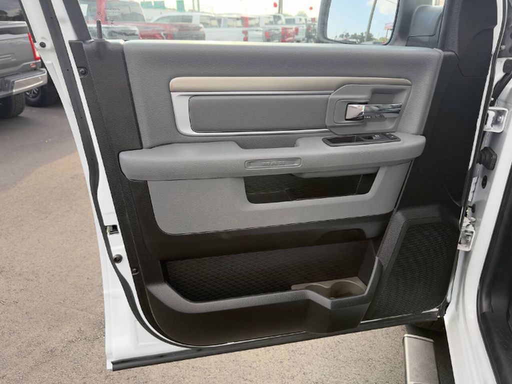 2018 RAM 1500 Image 17
