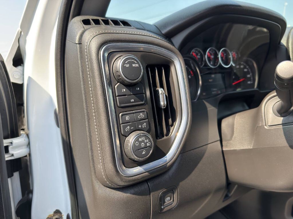 2021 Chevrolet Silverado 1500 Image 15